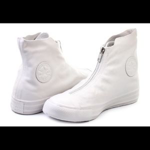 Converse Chuck Taylor Shroud Leather Hi Tops